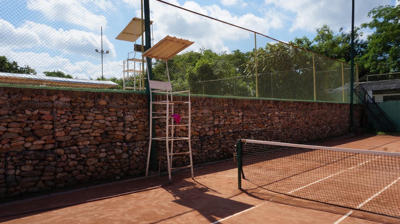 Club Campestre De Neiva Hotel Exterior photo